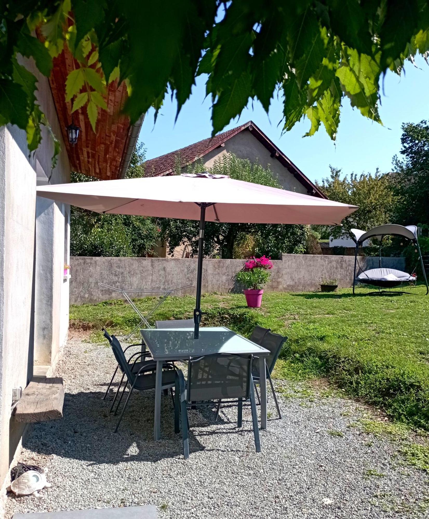Maison Avec Terrasse Fesches-le-Chatel Extérieur photo